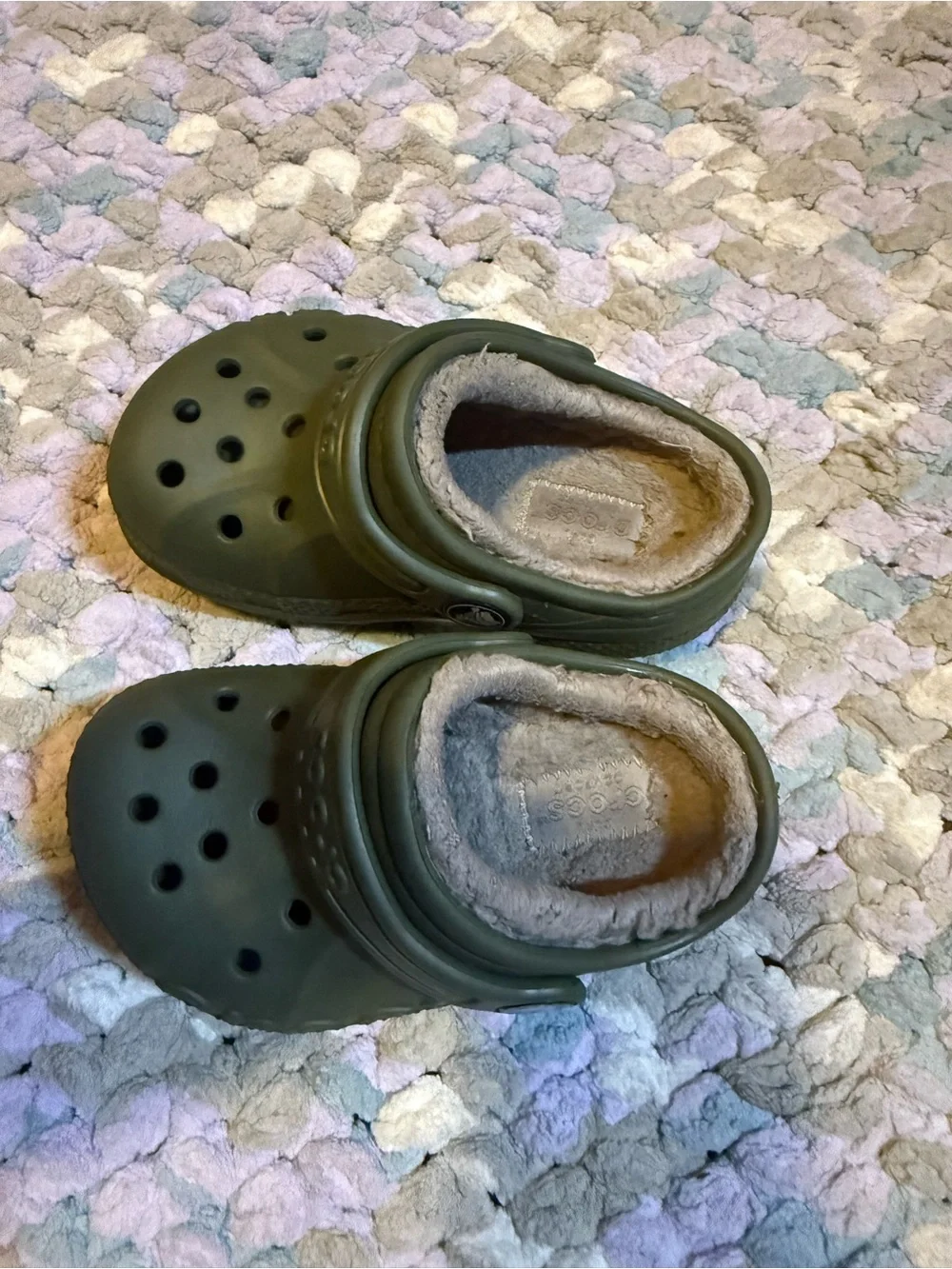 CROCS Kids Olive Green Fleece-Lined Clog